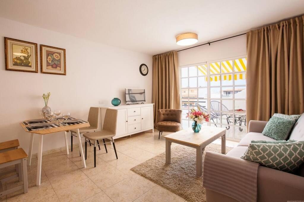 Apartment Laura Playa La Arena Puerto de Santiago  Exterior photo