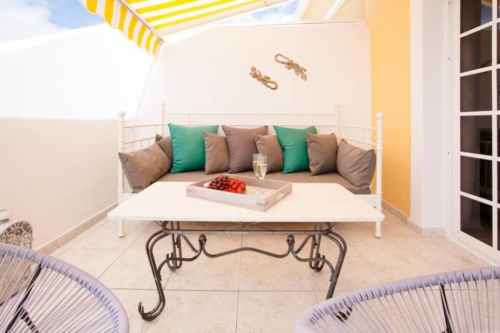 Apartment Laura Playa La Arena Puerto de Santiago  Exterior photo